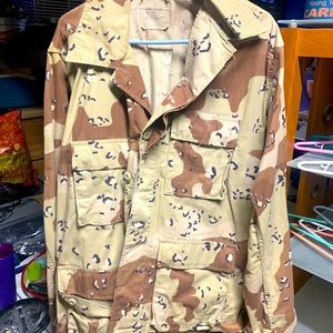 U.S. CAMO UNIFORMS, USMC DESERT STORM, USMC, NEW!
